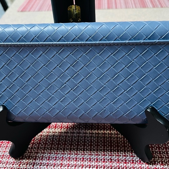 Beautiful ‘Designer Inspired’ Tri-Fold Wallet in Gorgeous Slate Blue Color NWOT - Picture 5 of 16